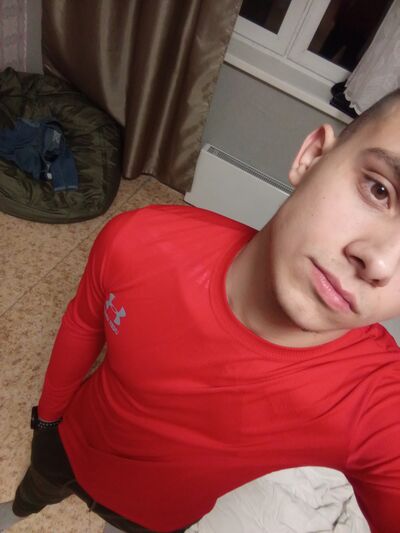  ,   Konstantin, 21 ,   ,   
