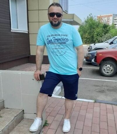 ,   Ceyhun, 40 ,     , c 