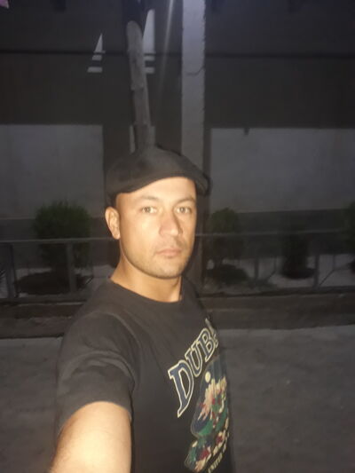  ,   Ali, 33 ,   ,   