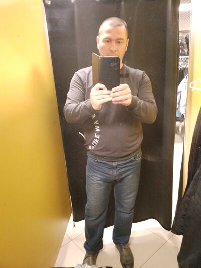  ,   Nikolay, 42 ,   ,   