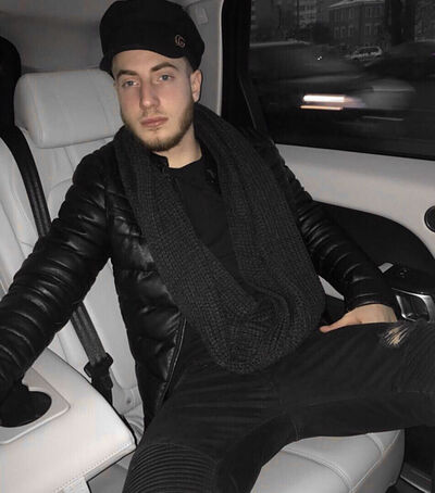  ,   Maxim, 25 ,   ,   