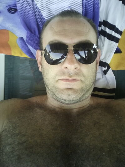  ,   Hayk, 48 ,   