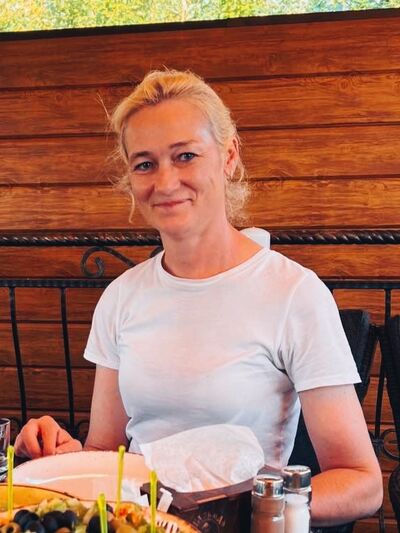  ,   Lena, 48 ,   ,   