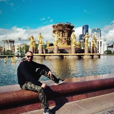  Utopia,   Ali Adin, 40 ,   ,   