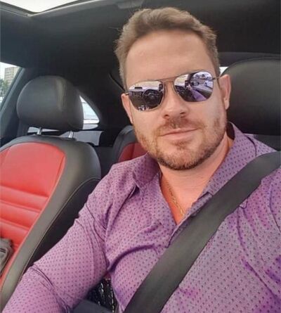  ,   Vlad, 41 ,   ,   , c 