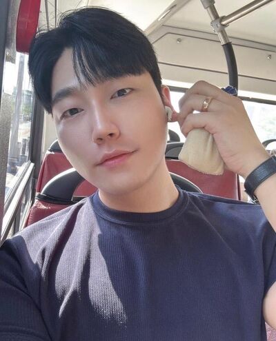  -,   Chan, 28 ,   ,   