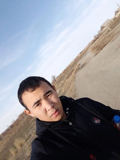 ,   Erlan, 27 ,   ,   , c , 