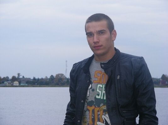  -,   Rey, 32 ,   ,   