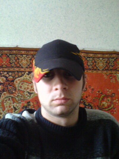  ,   Sasha, 37 ,   