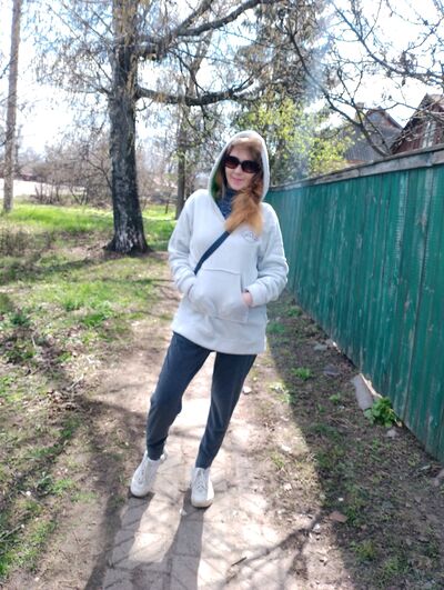  ,   Alyonka, 39 ,   