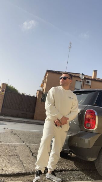  Barcelona,   , 40 ,   ,   