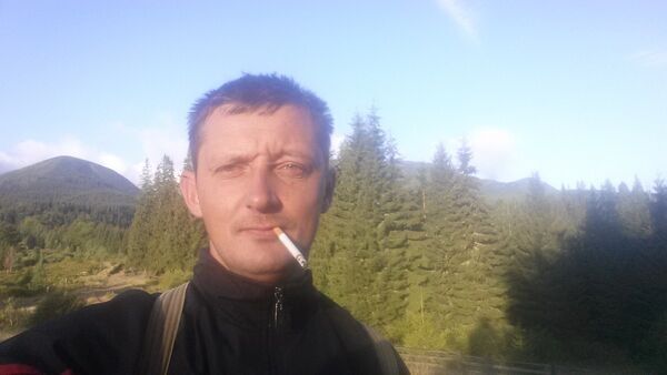 ,   Jurii, 47 ,   