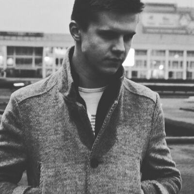  ,   Vladis, 28 ,   ,   , c 