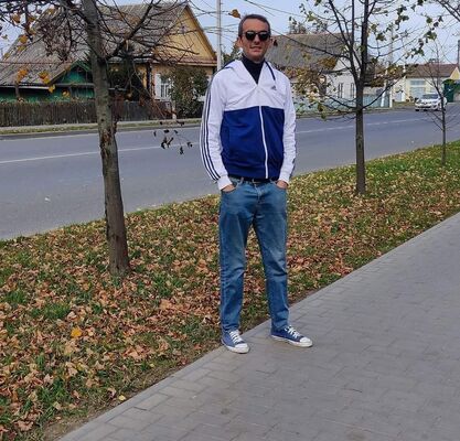  ,   Elik, 37 ,   ,   