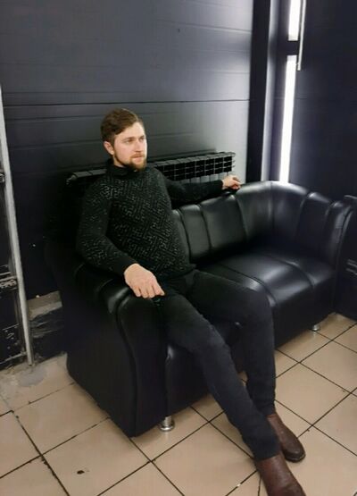  ,   Cyril, 31 ,   ,   , c 
