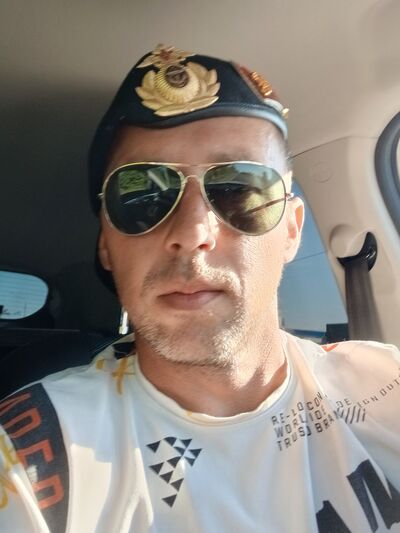  ,   Nikolay, 35 ,   ,   