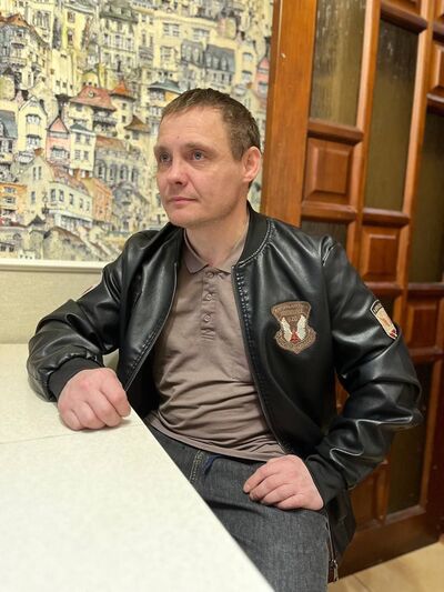  ,   Andre, 43 ,   ,   