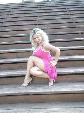  ,   Lola, 35 ,   ,   , c 