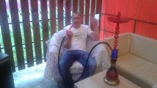  ,   Serqei, 49 ,  
