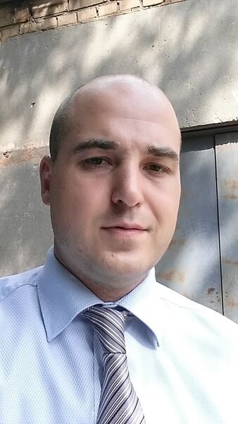 Targu Jiu,   , 40 ,   ,   , c 
