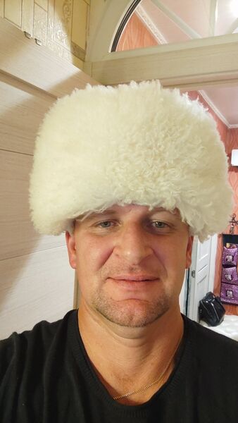 ,   Andrey, 52 ,   ,   , c 
