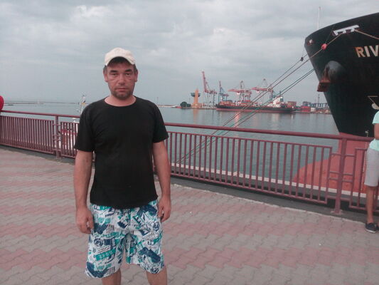  ,   Dima, 47 ,   
