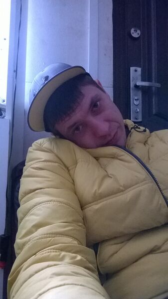  --,   Gfd dg jhd, 33 ,   