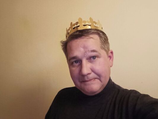  ,   Evgueni, 49 ,   ,   , c 