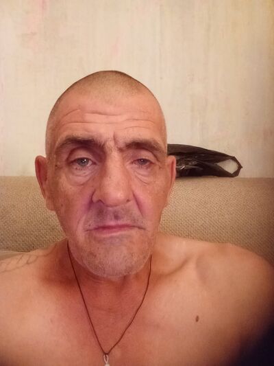  ,   Mefved, 54 ,   ,   