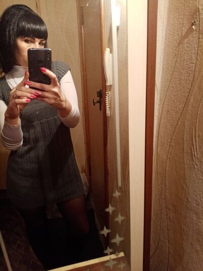  ,   Anya, 32 ,   ,   