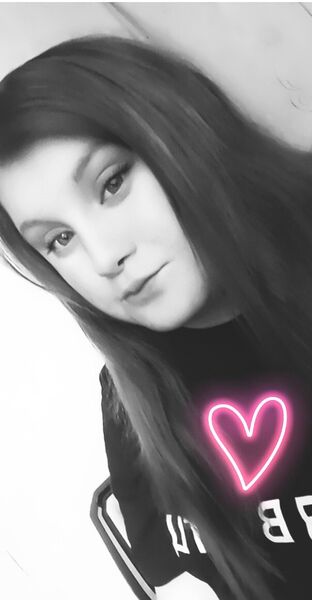  ,   Angela, 21 ,   ,   