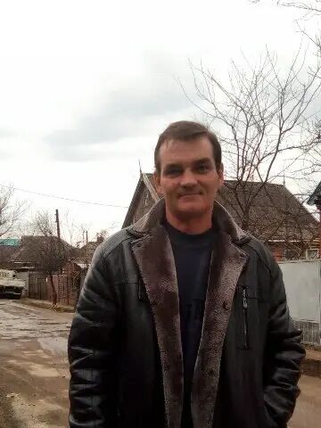  35038616  Andrey, 55 ,    