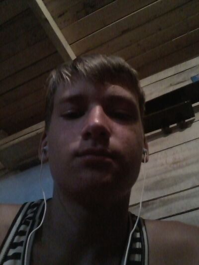  ,   Makarik, 28 ,   