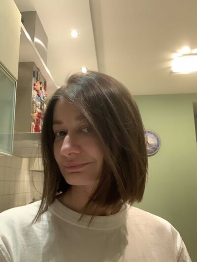  ,   Kate, 38 ,   c 