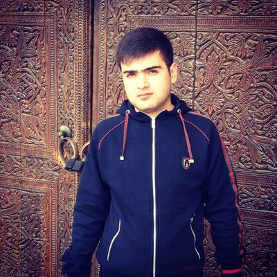  ,   Parviz, 31 ,   ,   , c 