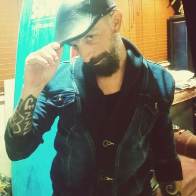  ,   Ruslan, 39 ,   c 