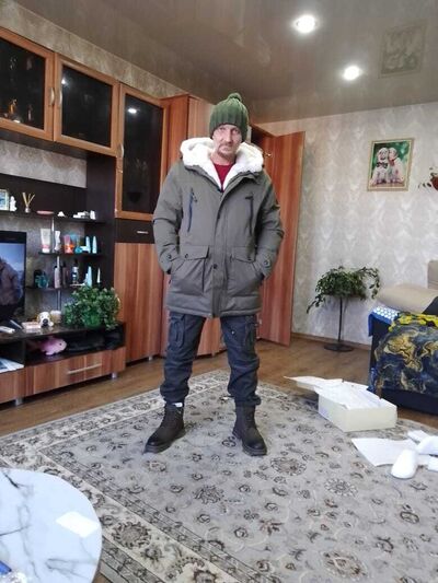 ,   Aleksandr, 44 ,   ,   , c 