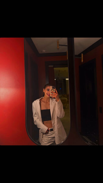  ,   Apollinaria, 25 ,  