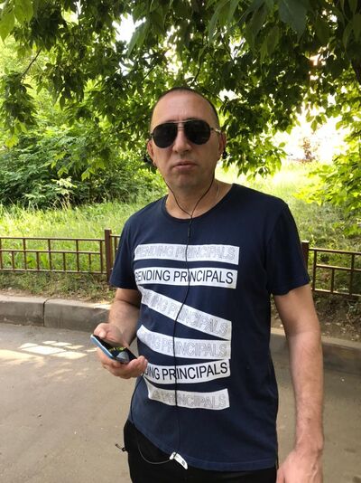  ,   Karl, 44 ,   ,   