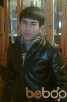  ,   Uktam, 32 ,  