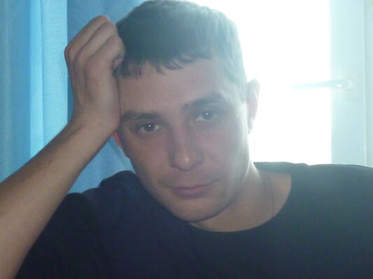  --,   Artem, 40 ,   