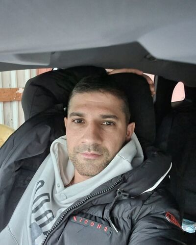  Hounslow,   , 33 ,   ,   , c 