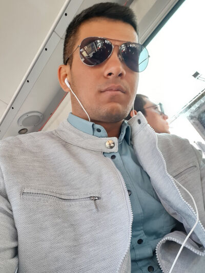  ,   Pasha, 34 ,  
