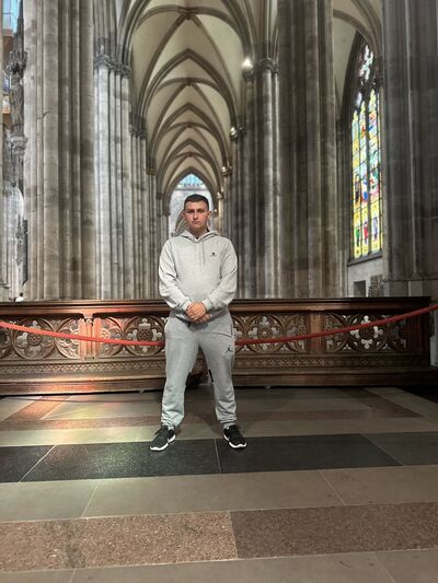  Praha,   Misha, 23 ,   , 