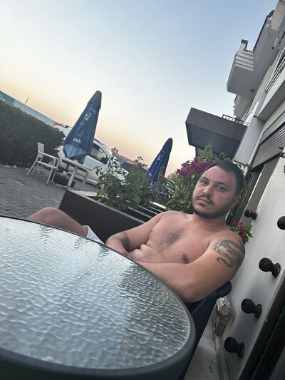  ,   Gokhan, 31 ,     , c 