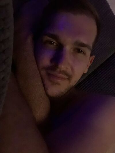  --,   , 32 ,     , c 
