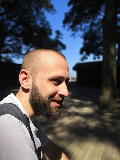  ,   Igor, 39 ,   ,   