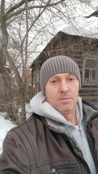  ,   Victor, 44 ,   ,   , c 