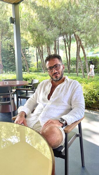  ,   Louis, 37 ,   c 