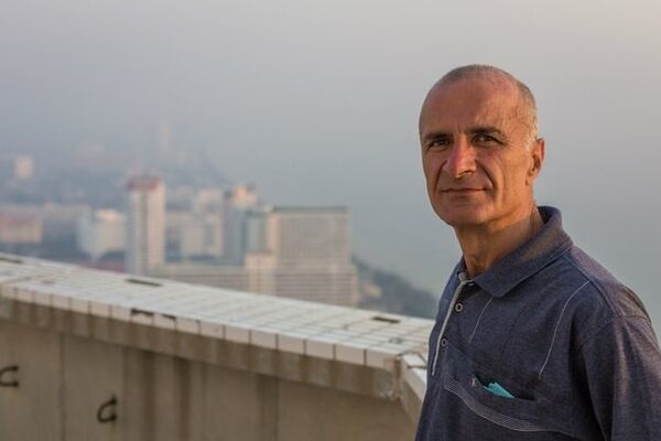  ,   Sasha, 65 ,   ,   , c 
